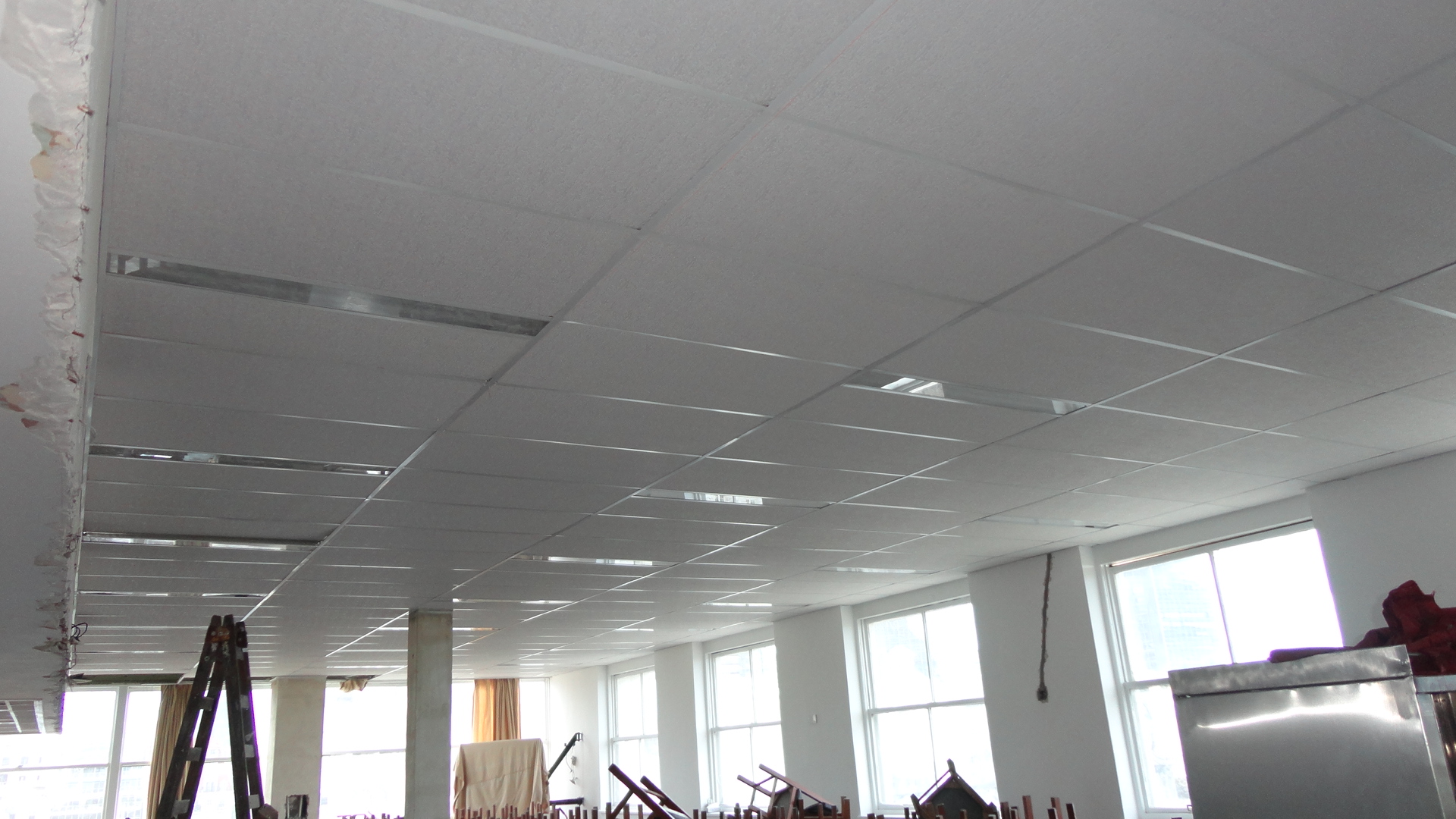 Nivelado cielorraso desmontable